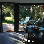 La Maison Bleue Trentemoult 住宿加早餐酒店 雷泽