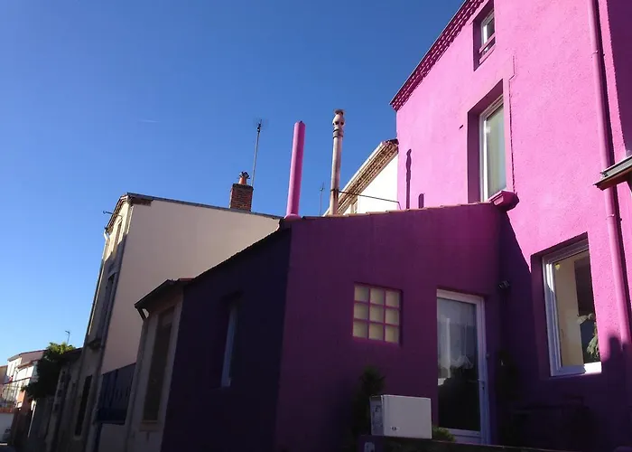 La Maison Bleue Couette-café Rezé