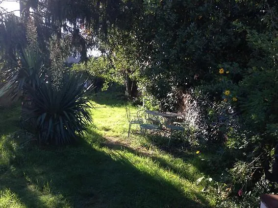 Couette-café La Maison Bleue Rezé