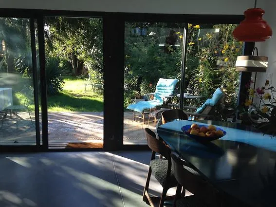 La Maison Bleue Couette-café Rezé